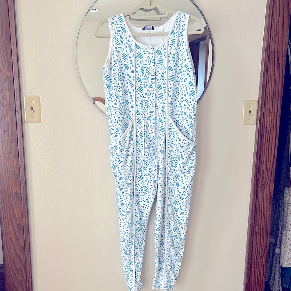 Vintage/Retro Nordstrom Blue and White Jumper with adjustable waist